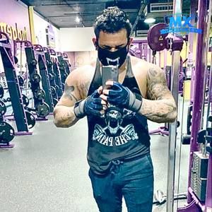 Meet your Posher, Josue ignacio